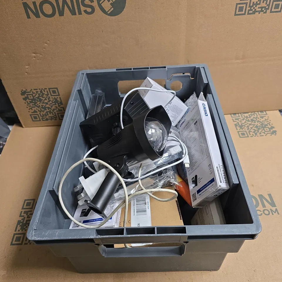 TOTE OF APPROXIMATELY 12 ASSORTED ITEMS TO INCLUDE TCL LINKZONE, CASIO SCIENTIFIC CALCULATOR ETC