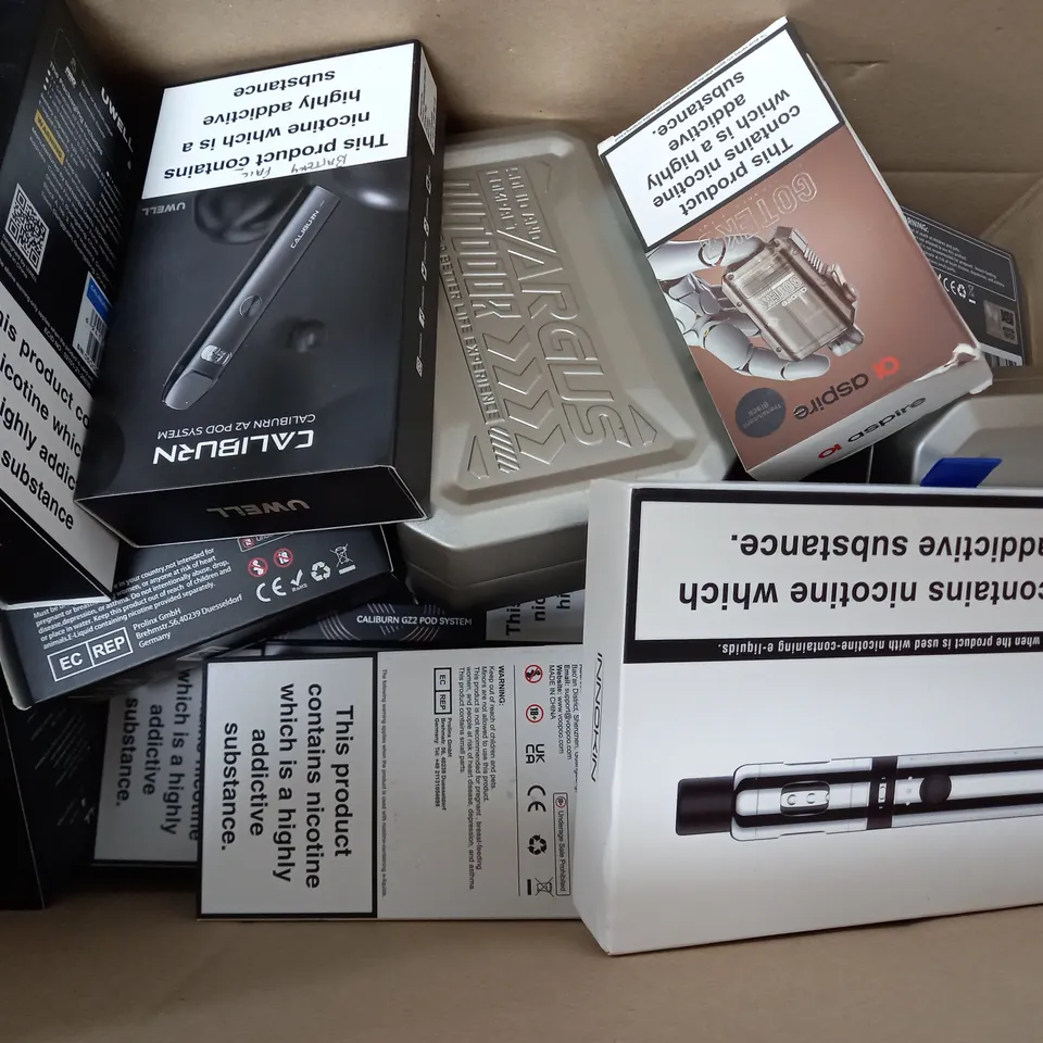 BOX OF APPROXIMATELY 20 ASSORTED E-CIGARETTES