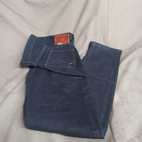 TOMMY HILFIGER FLEX JEANS IN DARK BLUE SIZE 36/32