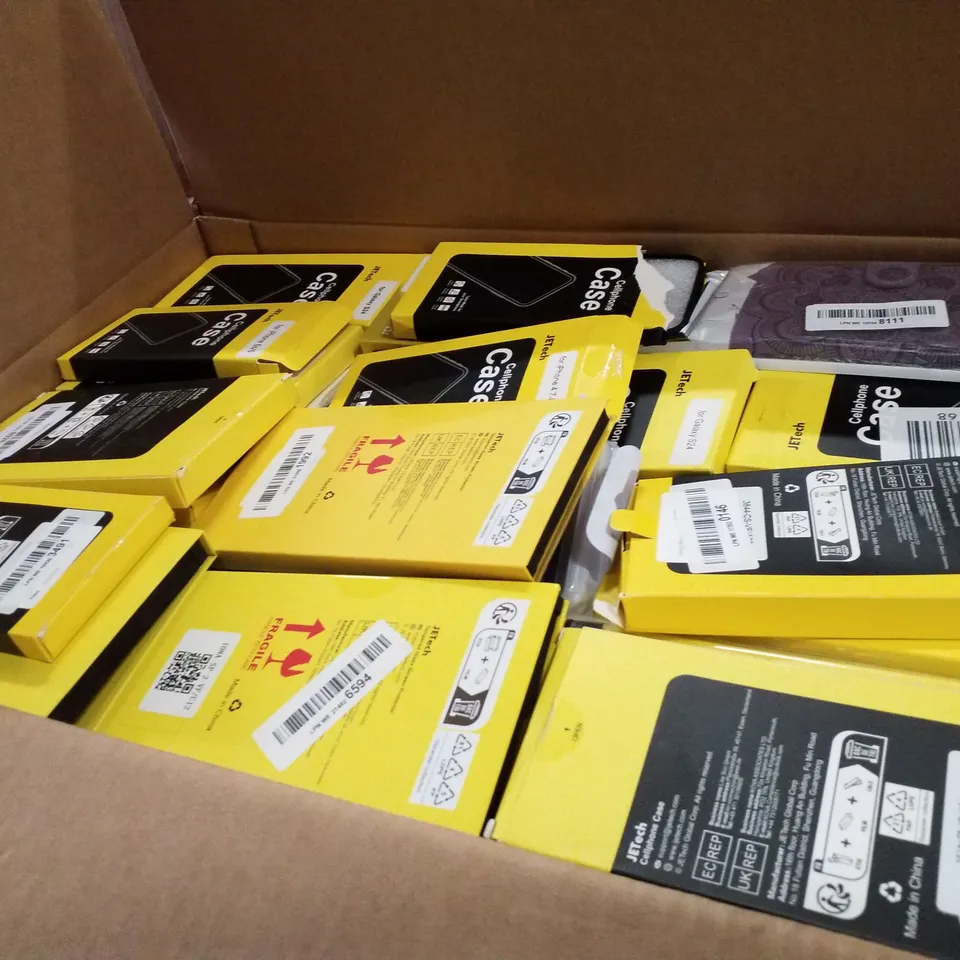 PALLET OF 20 BOXES CONTAINING ASSORTED PHONE CASES