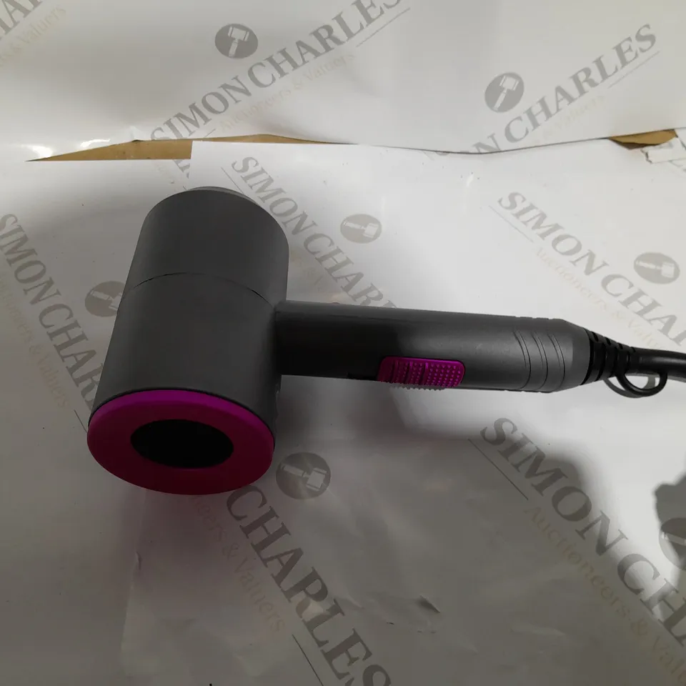 PROFESSIONAL HAIR DRYER