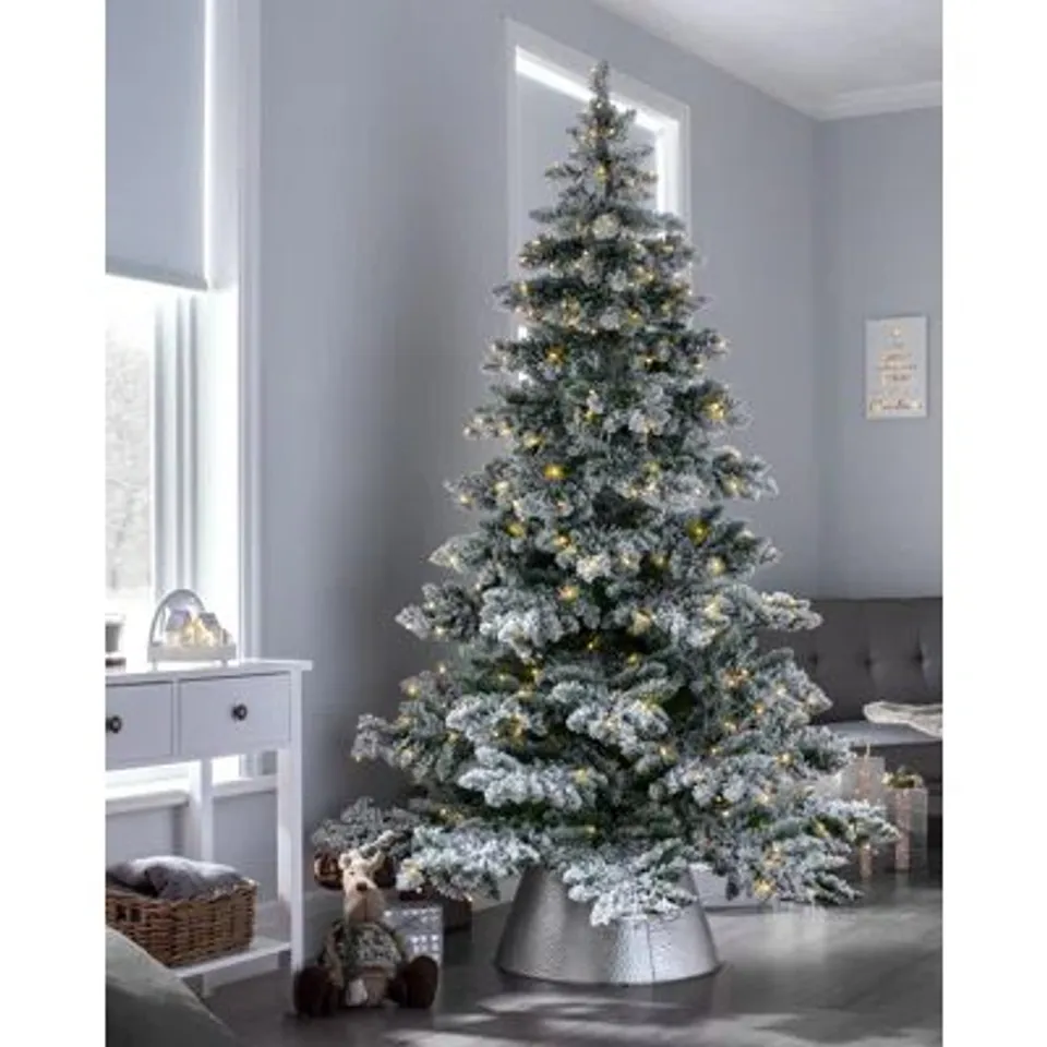BOXED 6FT GREEN LIGHTED ARTIFICIAL FIR CHRISTMAS TREE (1 BOX)