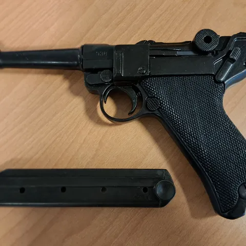 UNBOXED DENIX REPLICA LUGER