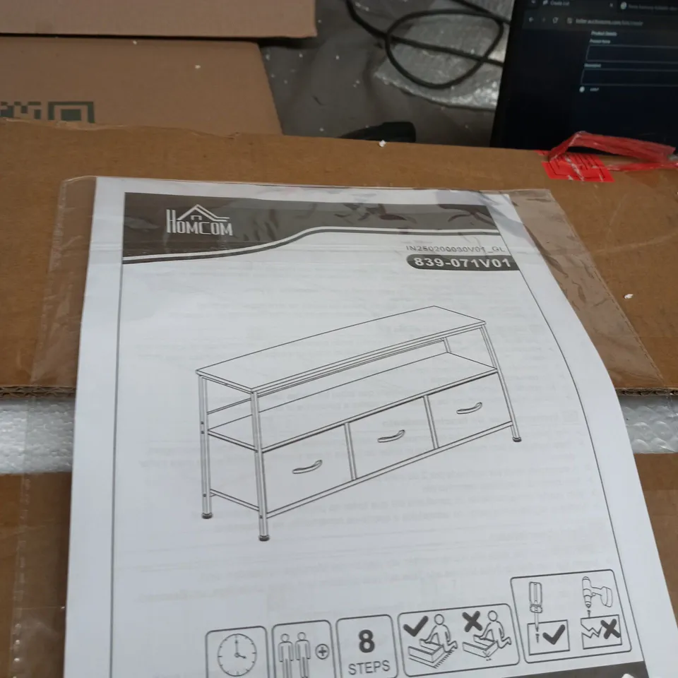 HOMCOM CONSOLE TABLE WITH 3 DRAWERS – FLAT-PACK TV STAND (60MIN ASSEMBLY)
