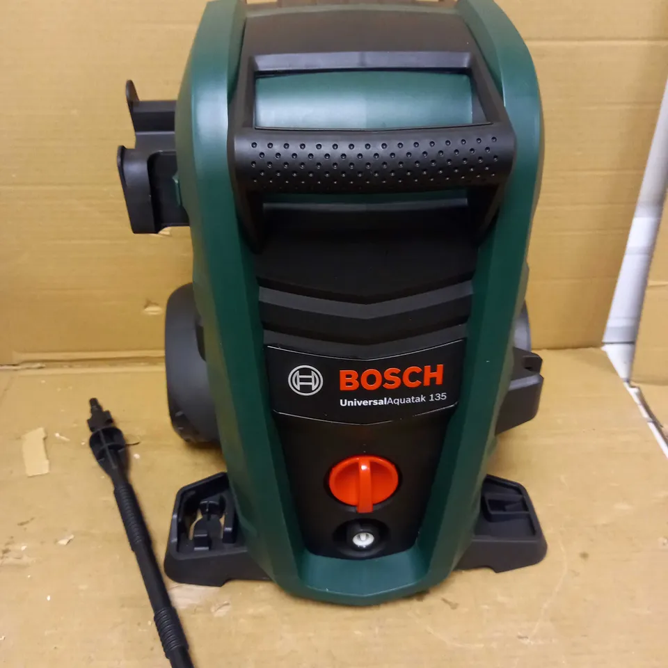 BOSCH UNIVERSAL AQUATAK 135 PRESSURE WASHER