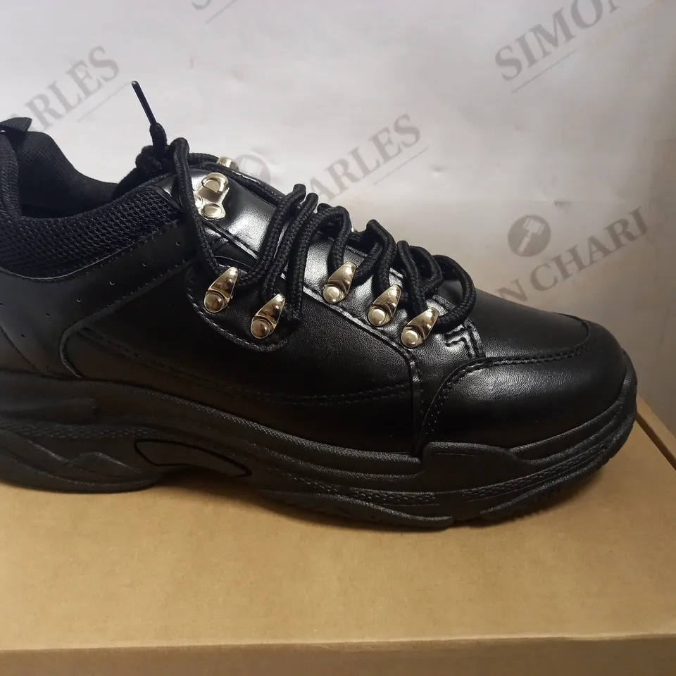 KOI VEGAN SUPERNOVA BLACK CHUNKY TRAINERS - SIZE 8