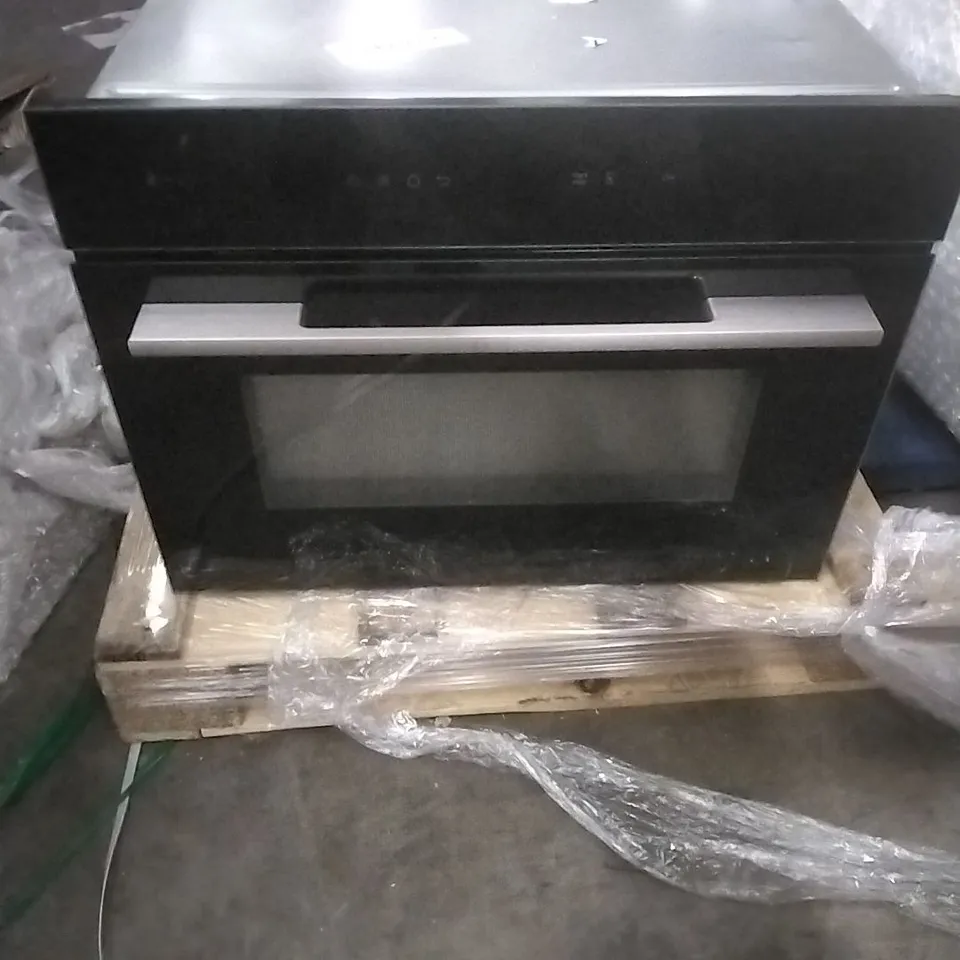 BOSCH SERIES 8 CMG7241B1B BUILT IN COMPACT ELECTRIC SINGLE OVEN WITH MICROWAVE FUNCTION - BLACK
