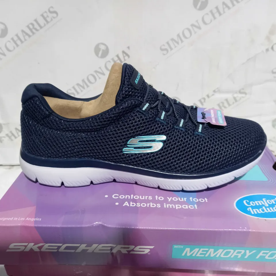 BOXED NAVY/LIGHT BLUE SKETCHERS MEMORY FOAM TRAINERS - UK SIZE 5