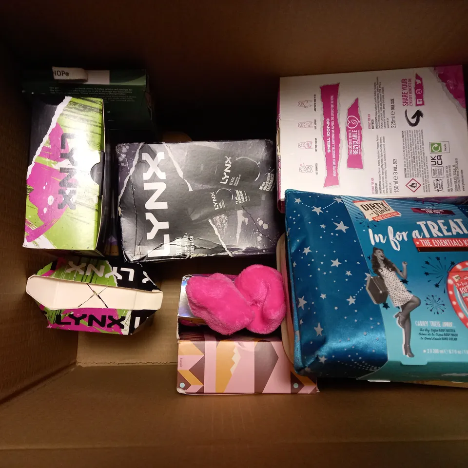 APPROXIMATELY 10 FRAGRANCE AND COSMETIC BOXSETS TO INCLUDE SOFTIE GIFT SET , LYNX GIFT SET AND REVOLUTION GIFT SET , ETC 