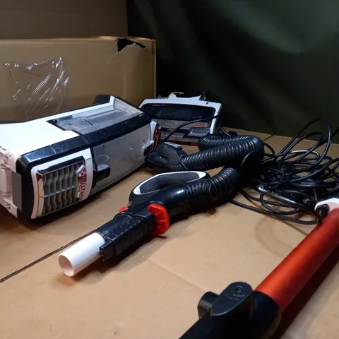 DYSON VACUUM CLEANER