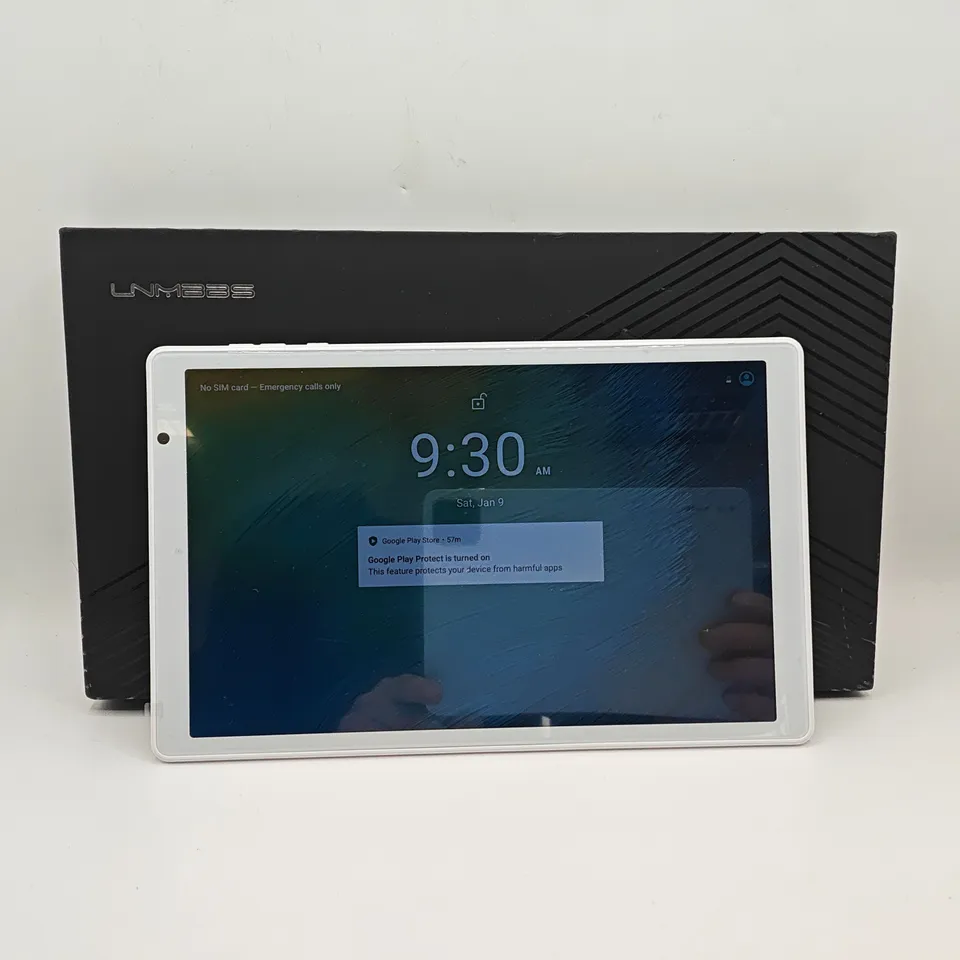 BOXED LNMBBS P40 64GB TABLET IN WHITE