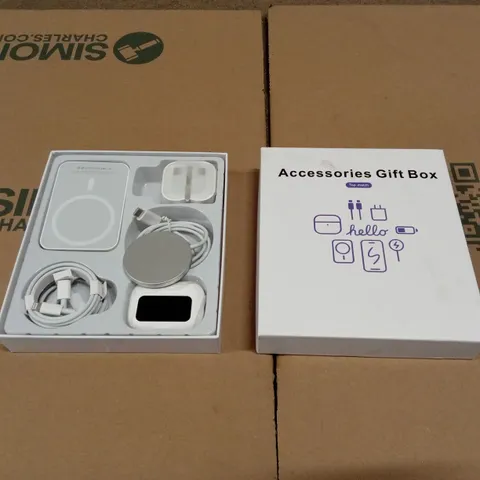 BOXED ACCESSORIES GIFT BOX