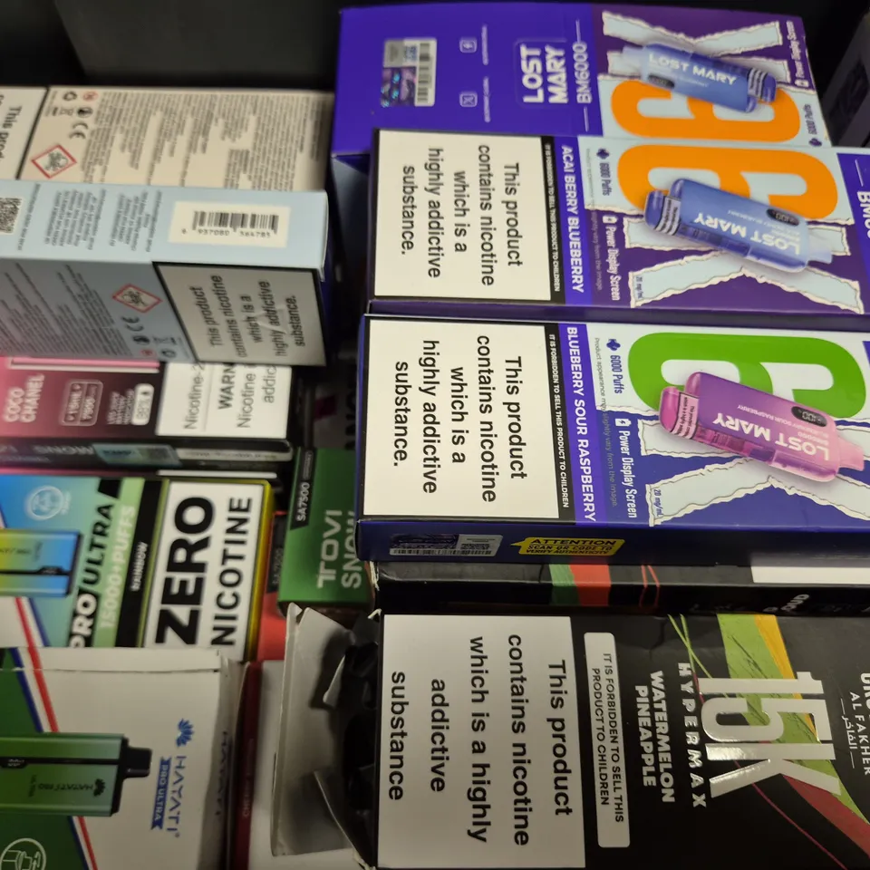 APPROXIMATELY 20 ASSORTED E-CIGARETTE PRODUCTS TO INCLUDE - LOST MARY , HAYATI , HYOLA ETC