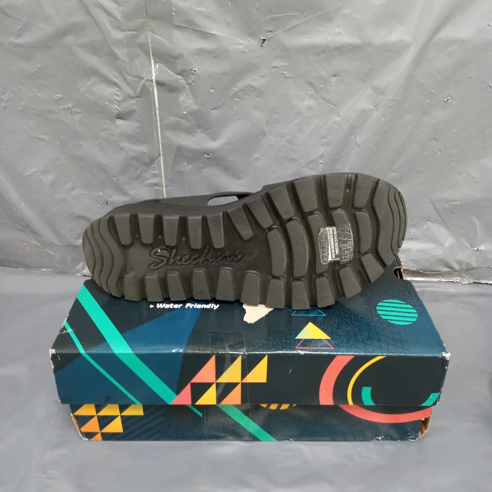 SKECHERS FOAMIES SANDALS BLACK SIZE 3