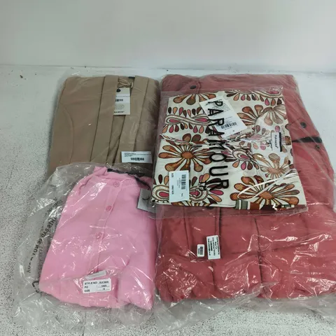 APPROXIMATELY 40 ASSORTED CLOTHING ITEMS IN VARIOUS SIZES, STYLES & COLOURS TO INCLUDE BRANDS SUCH AS PARAMOUR, PURE&NATURAL, ANAMOR, ETC - COLLECTION ONLY