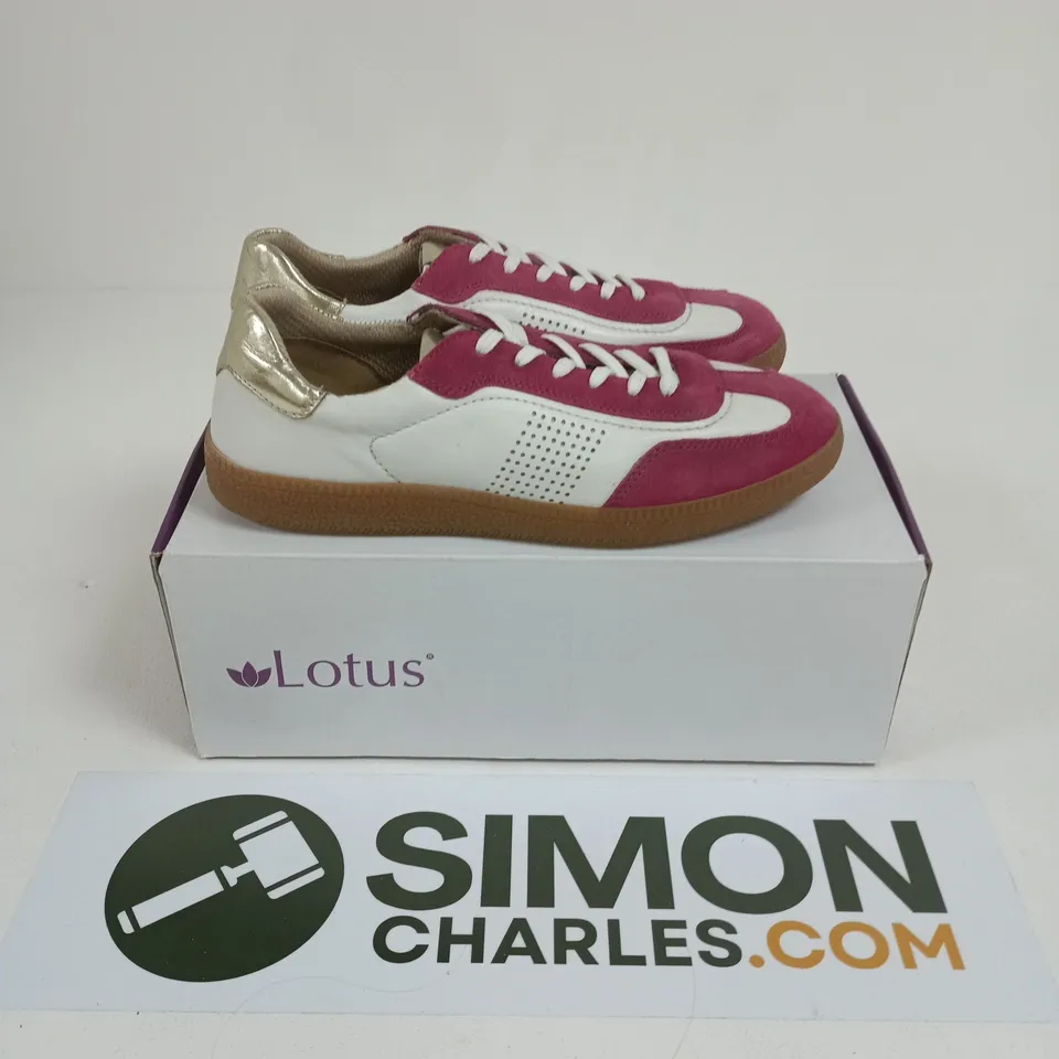 BOXED PAIR OF LOTUS FRAPPORTA TRAINERS IN PINK - UK 6