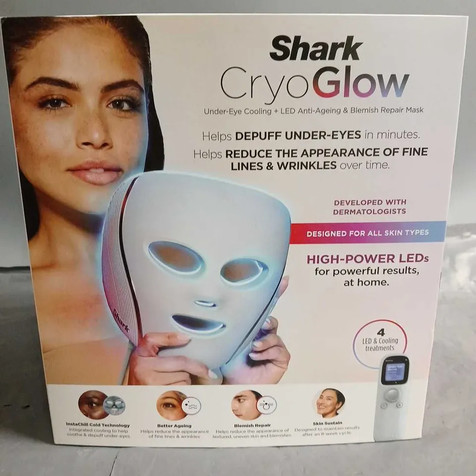 SEALED SHARK CRYOGLOW LED ANTI AGING REPAIR MASK