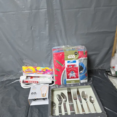 APPROXIMATELY 20 ASSORTED HOMEWARE ITEMS TO INCLUDE STARS WARS BEDDING KING, CURVED 32 PIECE CUTLERY SET, DIMMABLE LED CLASSIC BULBS, ETC - COLLECTION ONLY
