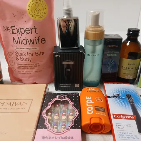 APPROX 12 ASSORTED BEAUTY PRODUCTS TO INCLUDETHE BODY SHOP LOTION, MY EXPERT MIDWIFE BATH SALTS, FUSHI CASTOR OIL, ETC