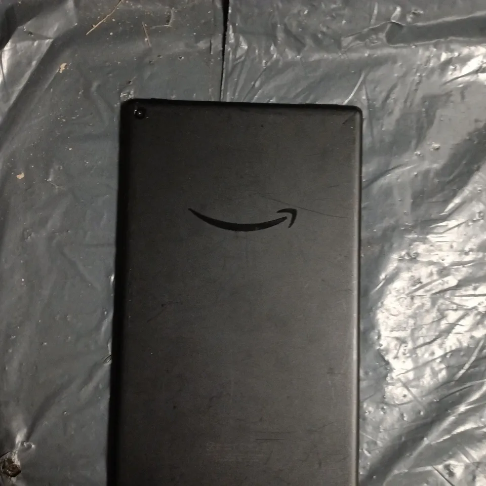 AMAZON FIRE HD 10 TABLET