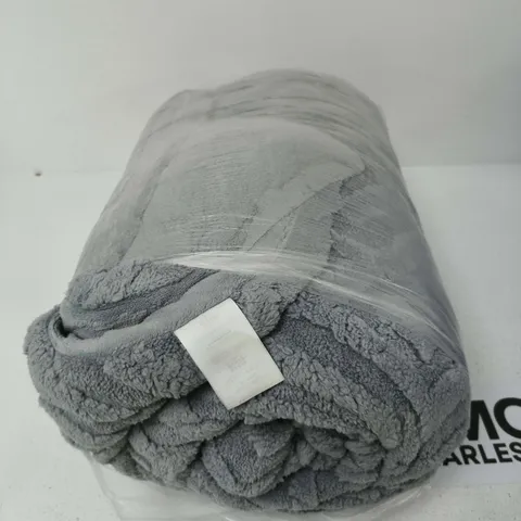 HUSH HAVEN COMFORTER DUVET SET - KING
