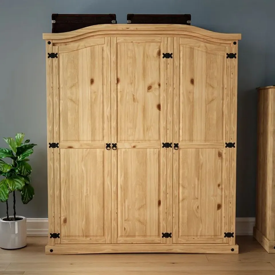 BOXED HAROLD 3 DOOR SOLID WOOD WARDROBE 