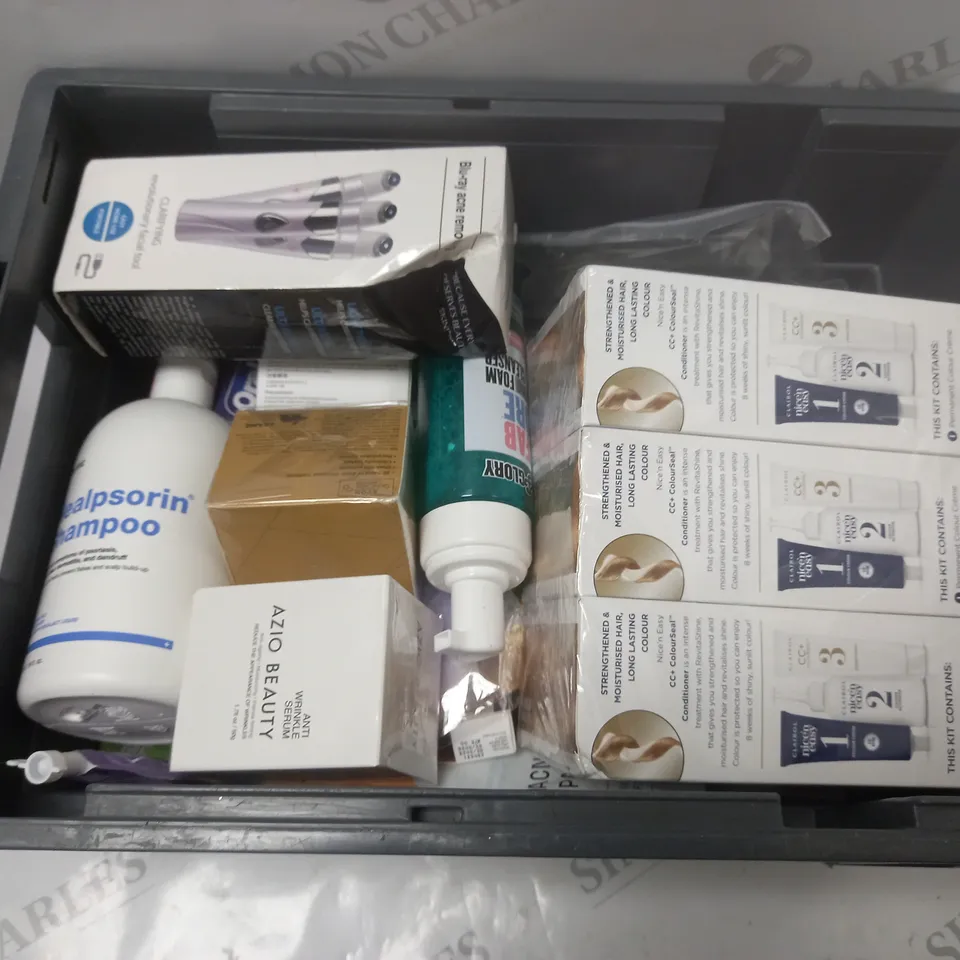 APROXIMATLEY 20 COSMETICS ITEMS TO INCLUDE AZIO BEAUTY ANT-WRINKLE SERUM (50g), CLAIROL NICE'N EASY CREME (60ml), HERMZ HEALPSORIN SHAMPOO (500ml), ETC