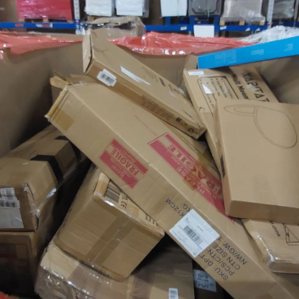 PALLET OF ASSORTED ITEMS INCLUDING: BLADELESS PURIFIER & HEATER, PLAYPEN, COOKER HOOD, BLINDS, TOILET SEAT ECT