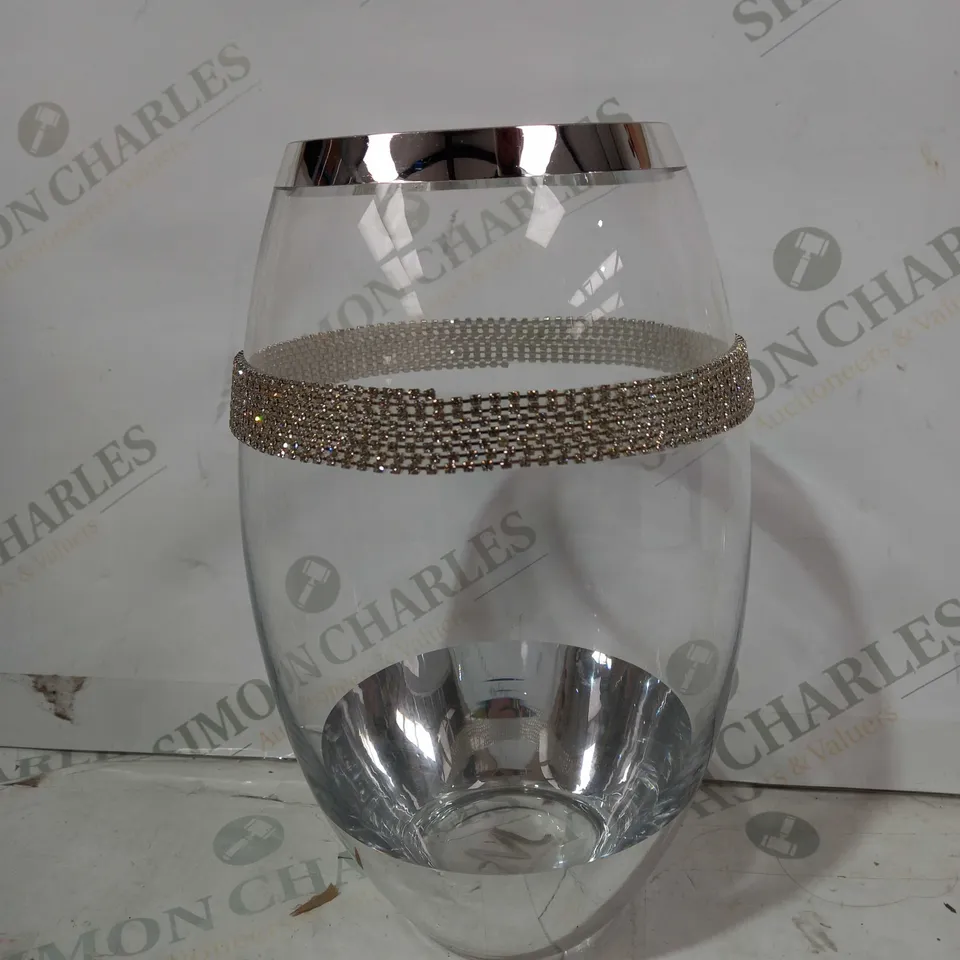 JM BY JULIEN MACDONALD GLASS VASE WITH CRYSTAL ACCENT