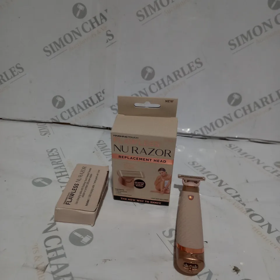 BOXED FLAWLESS RU RAZOR