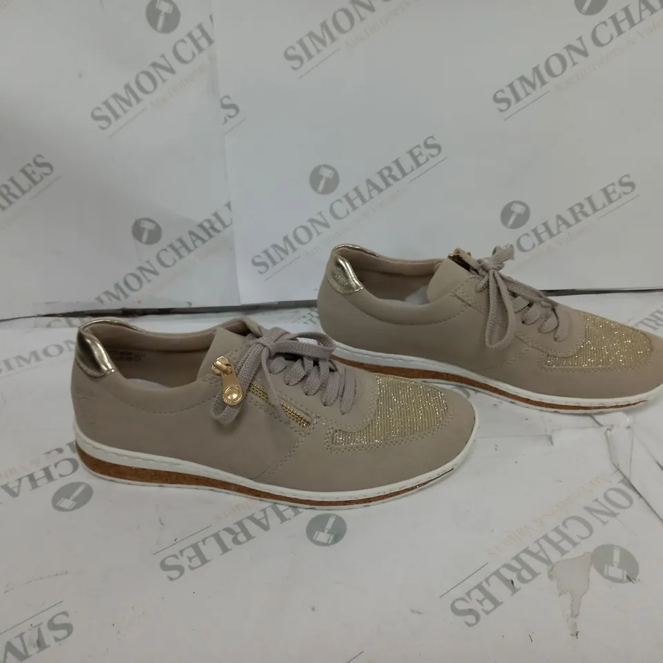 RIKER ANTISTRESS BIEGE SIZE 6A TRAINER 