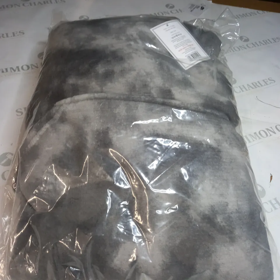 EXTRA LONG TEDDY HOODIE BLANKET 