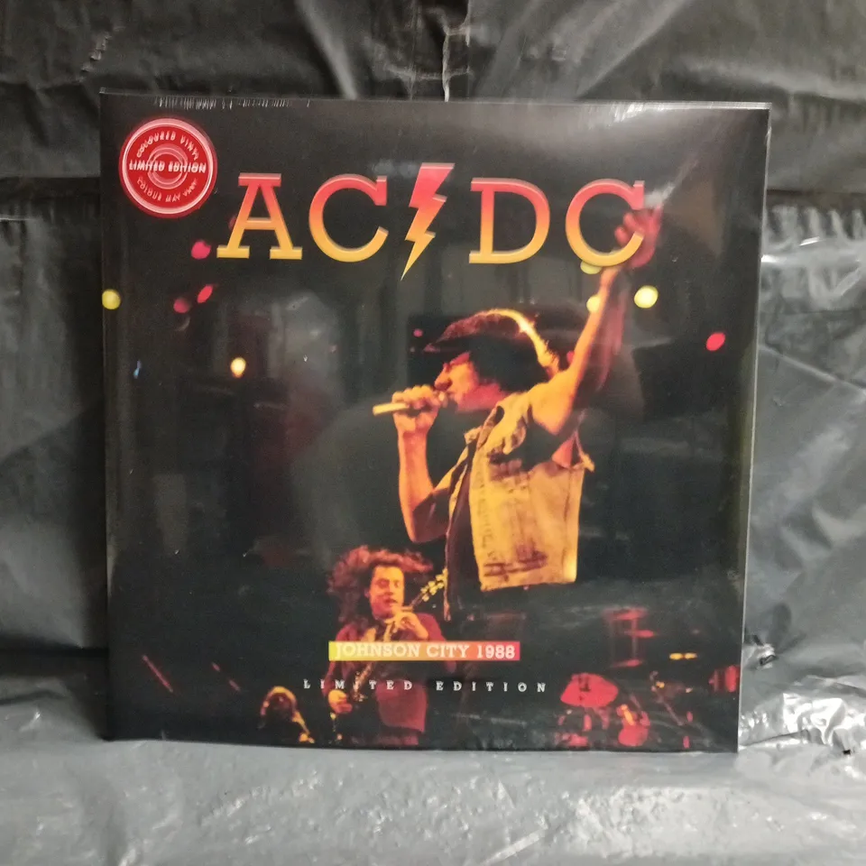 AC/DC JOHNSON CITY 1988 VINYL
