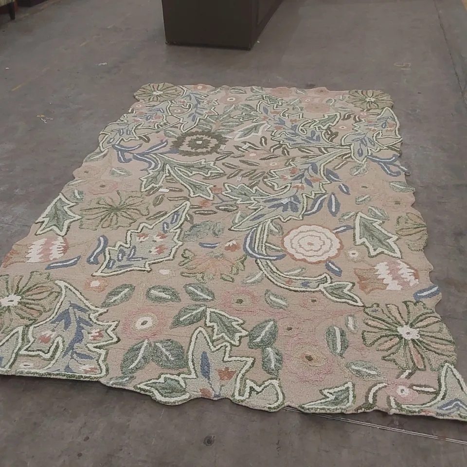 QUALITY DESIGNER AREA RUG - APPROXIMATELY 285 x 185cm