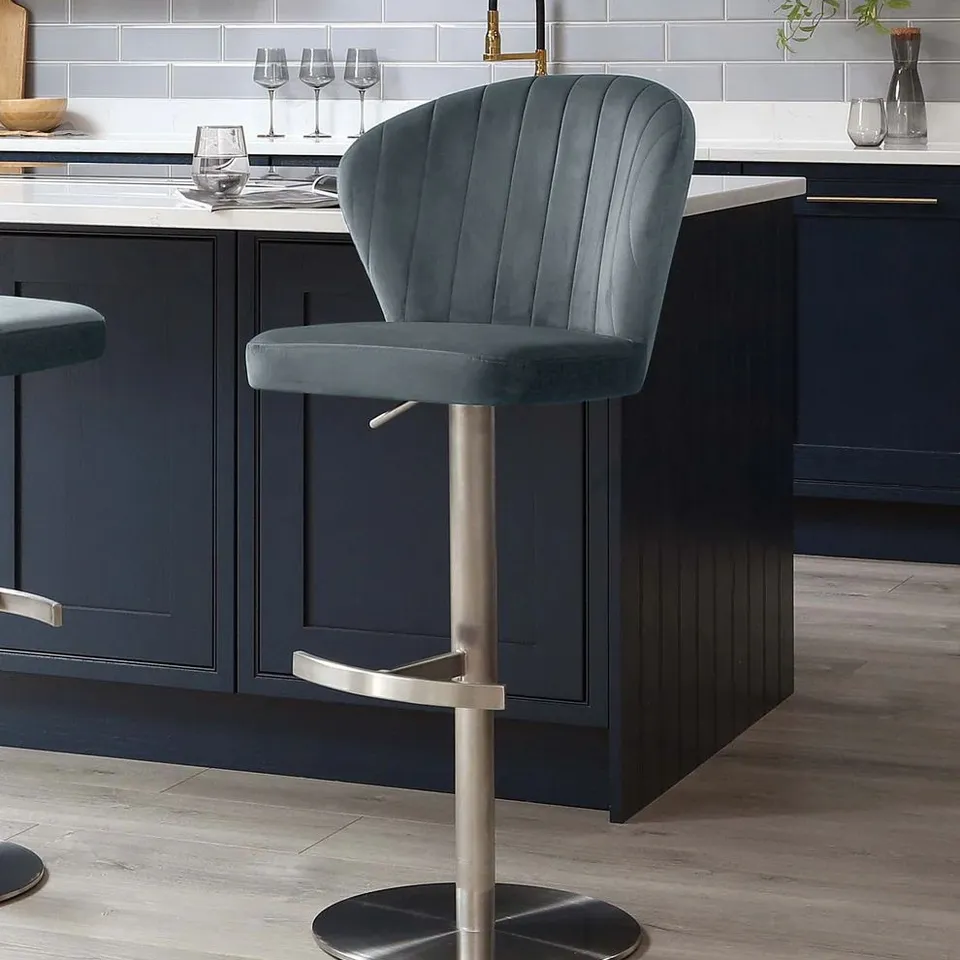 BOXED DANETTI HARPER GAS LIFT BLUE PLUSH VELVET/STAINLESS STEEL BAR STOOL (1 BOX)