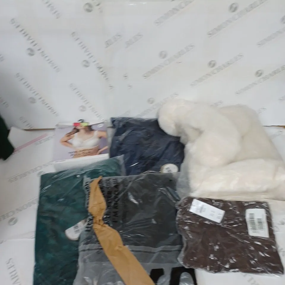 LARGE BOX OF ASSORTED CLOTHING ITEMS IN VARIOUS COLOURS AND SIZES INCLUDING TROUSERS , TOPS AND JUMPERS 