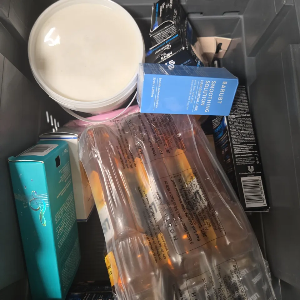 APPROXIMATEY 20 ASSORTED HEALTH AND BEAUTY PRODUCTS TO INCLUDE - VOLTAROL GEL - GARNIER MICELLAR WATER AND GIVE ME CONDITIONER