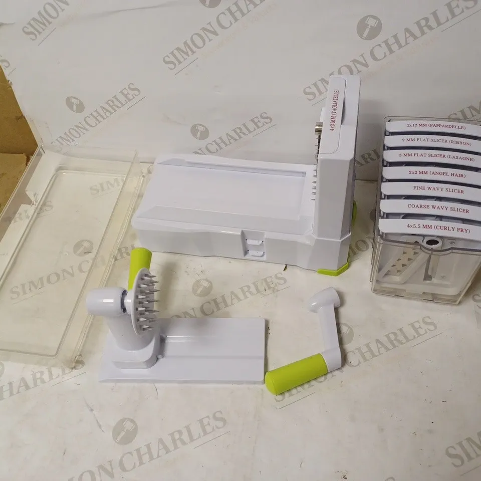 BRIEFTONS 10-BLADE VEGETABLE SPIRALIZER