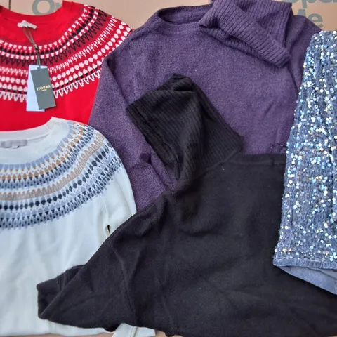 LOT OF APPROXIMATELY 20 ASSORTED CLOTHING ITEMS TO INCLUDE HOBBS AND JDY IN VARIOUS SIZES 