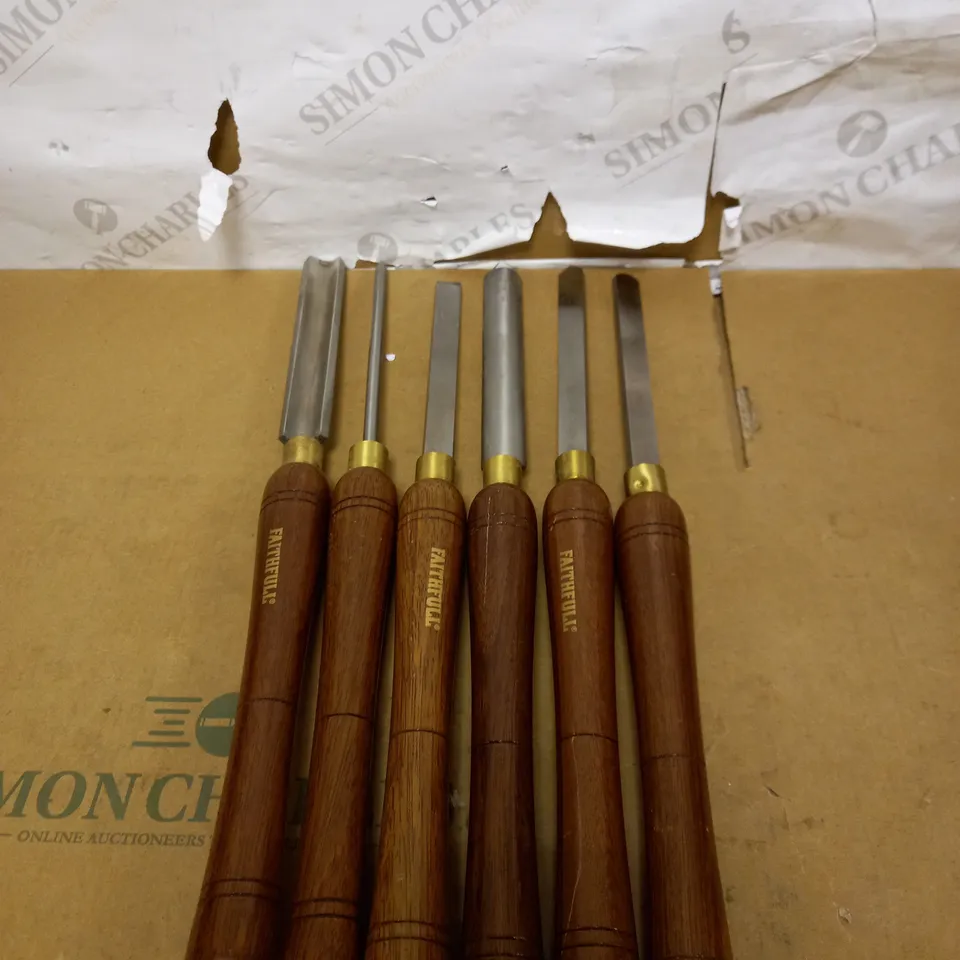 FAITHFULL WCTSET8B HSS TURNING CHISEL WOODEN BOXED SET