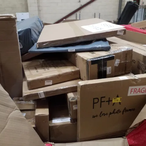 PALLET CONTAINING ASSORTED PRODUCTS INCLUDING 