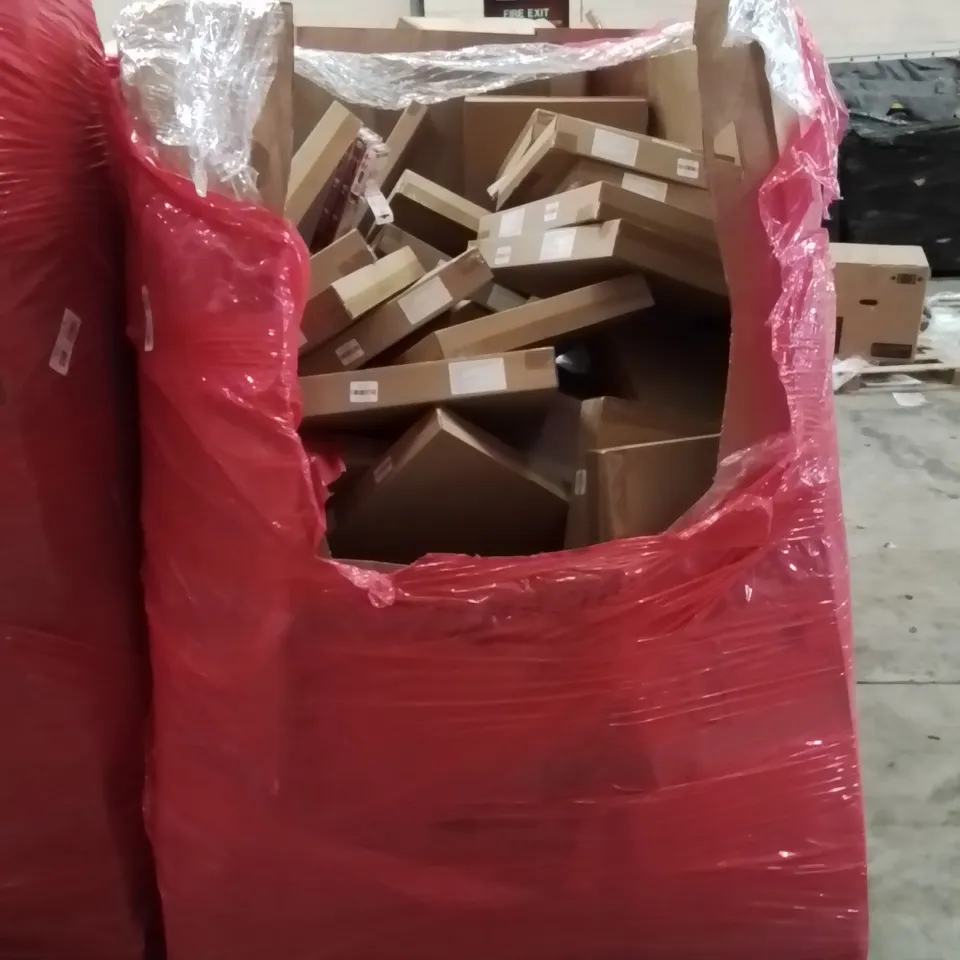 PALLET CONTAINING LARGE QUANTITY OF BOXED GARDEN RAKES ETC.