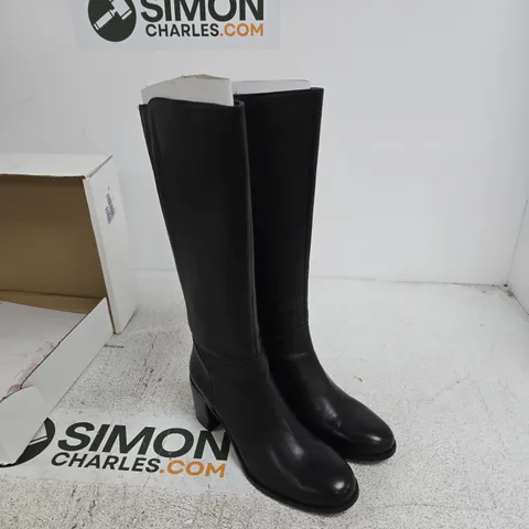 RUTH LANGSFORD LEATHER KNEE BOOT UK 6