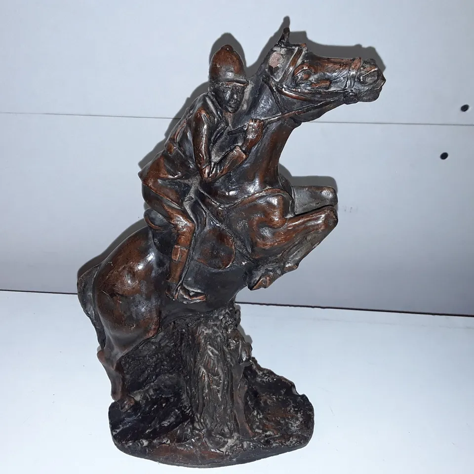 EQUESTRIAN THEMED 30CM ORNAMENT