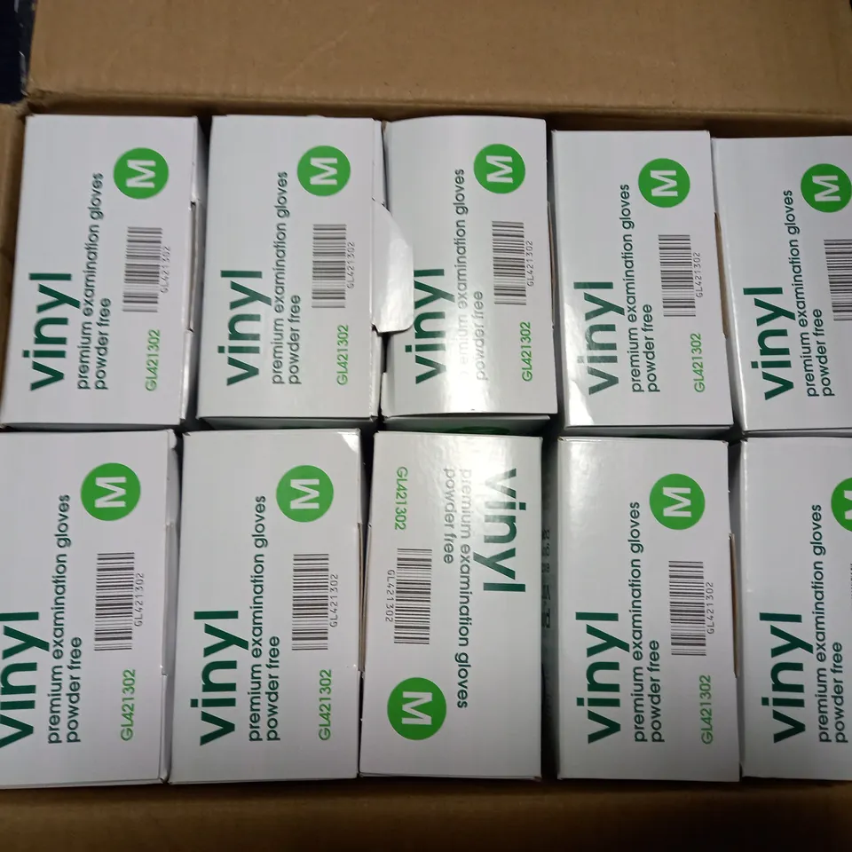 BOX OF CURA PREMIUM VINYL EXAMINATION GLOVES 