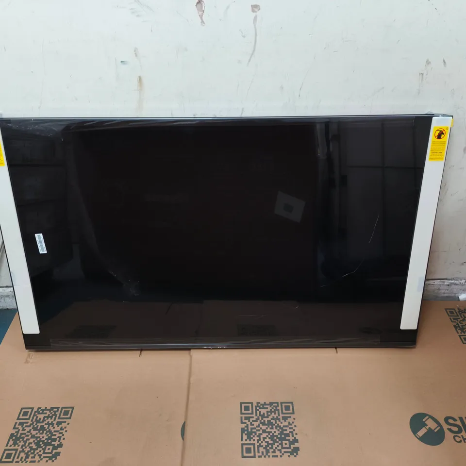 BOXED HISENSE 55U8QTUK 55 INCH MINI LED 4K UHD 165HZ SMART AI TV