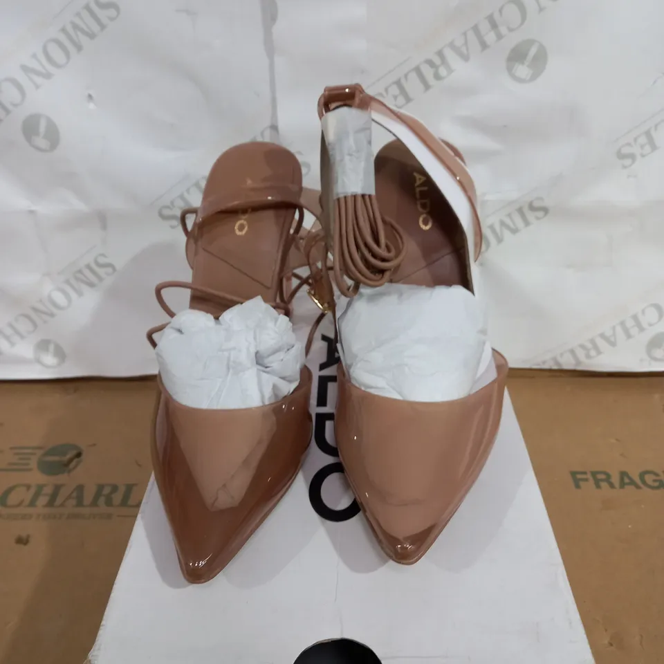 ALDO CLOSED TOE HEELED SHOES IN NUDE/CLEAR COLOUR SIZE 3
