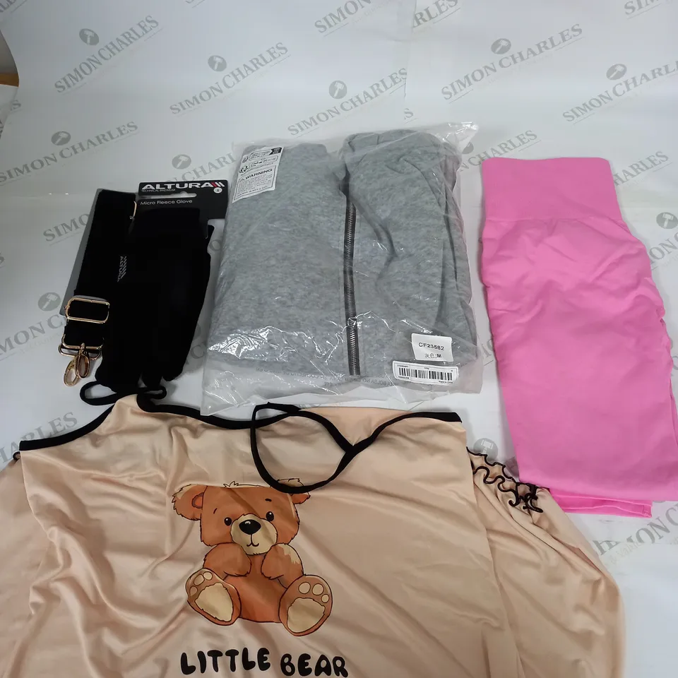 BOX OF APPROXIMATELY 25 ASSORTED CLOTHING ITEMS TO INCUDE - GLOVES,  JUMPERS , T-SHIRTS , TROUSERS,ECT 