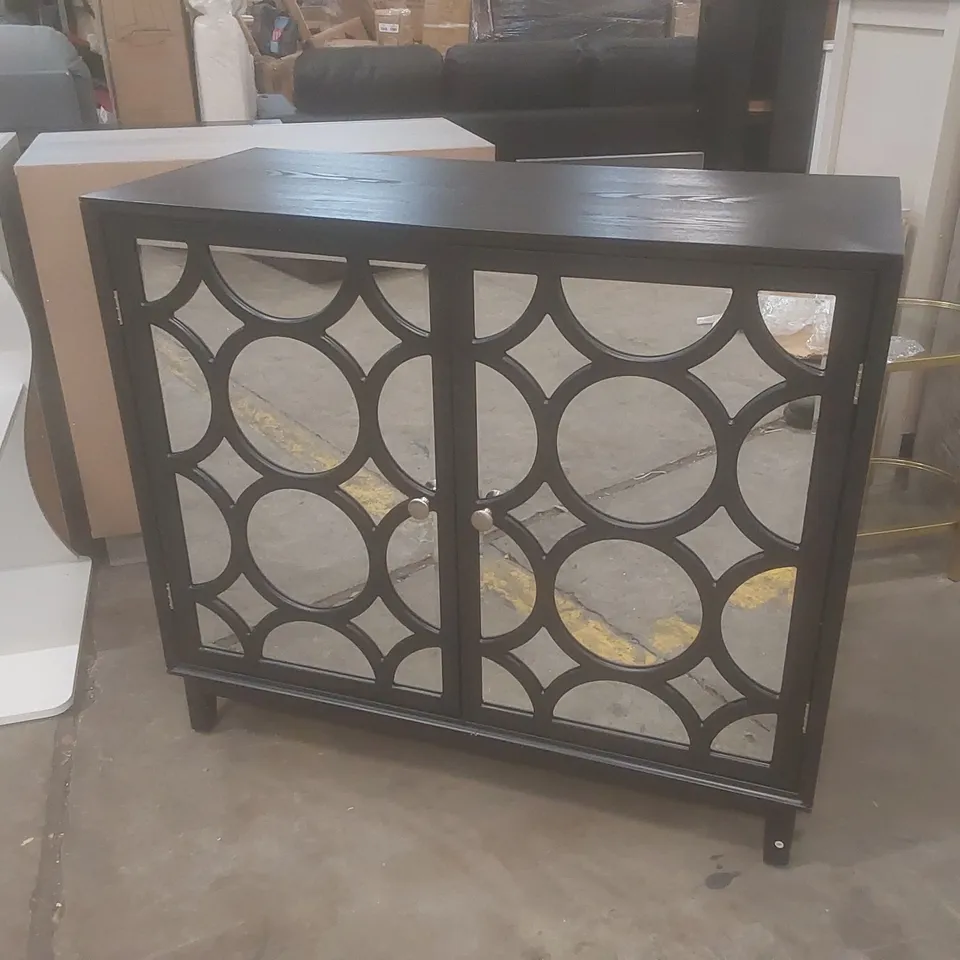 DESIGNER DELPHI SMALL SIDEBOARD