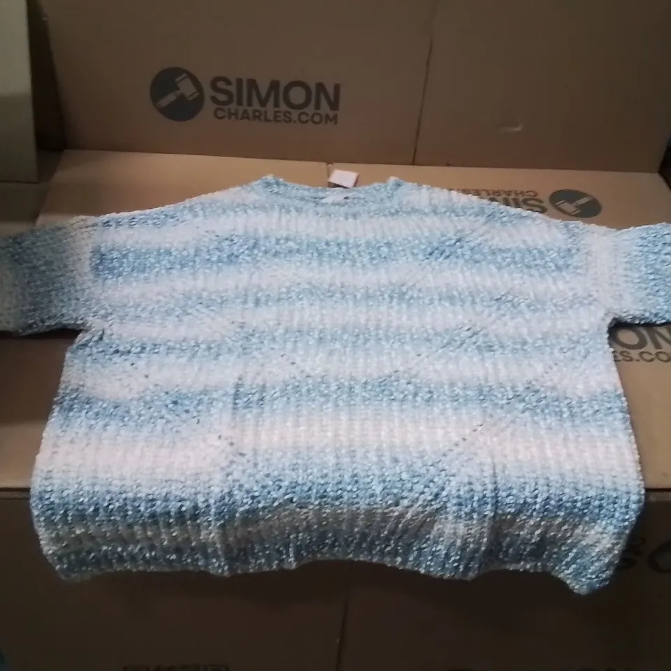 BOXED BRAND NEW APPROXIMATELY 10 JULIPA SPACE DYE JUMPER BLUE SIZE 28/30